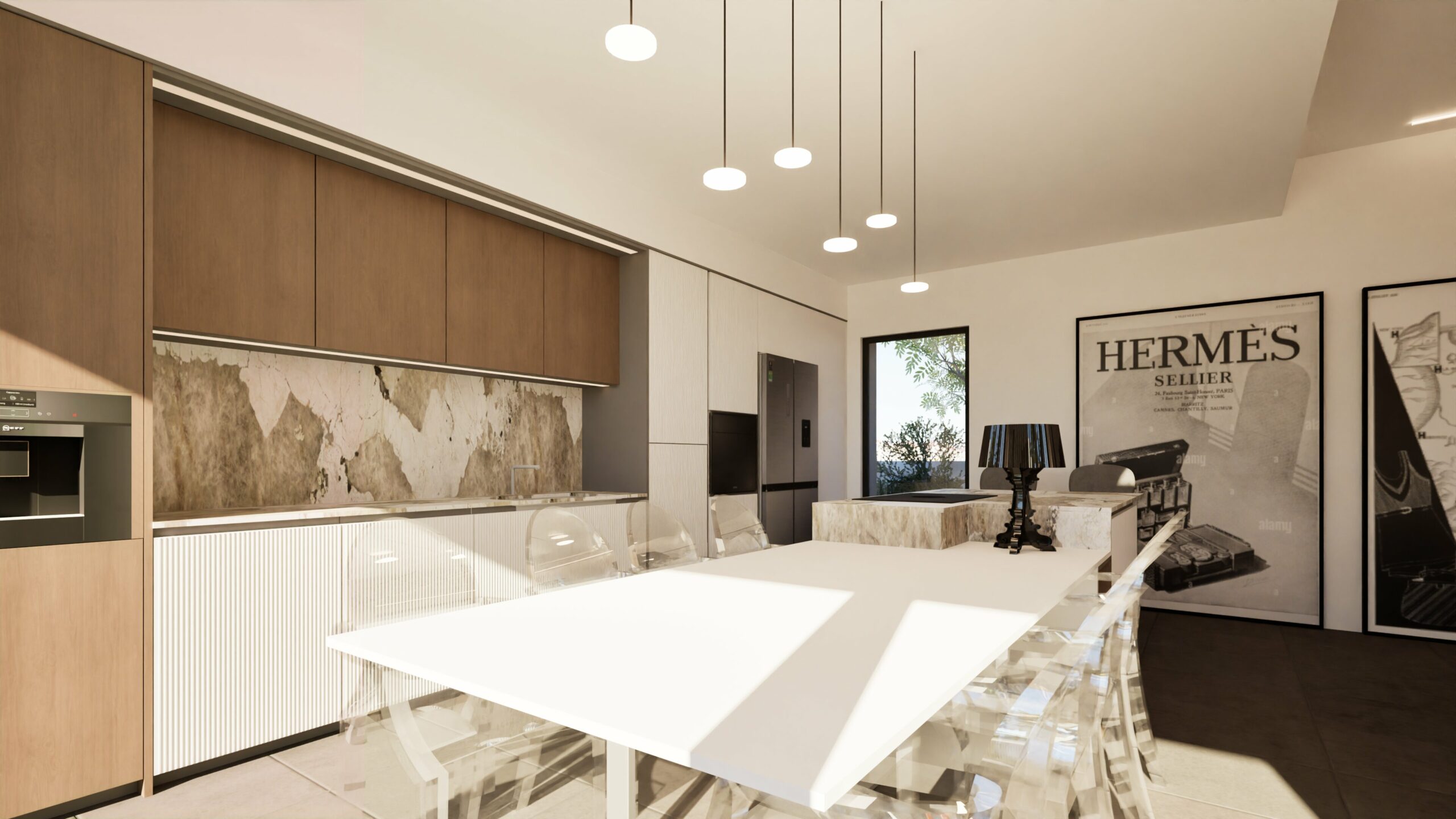Vue après projet d'une cuisine moderne haut de gamme avec des armoires en bois et en blanc, une grande table à manger blanche avec des chaises transparentes, des lampes suspendues et des posters Hermès encadrés qui ornent le mur.